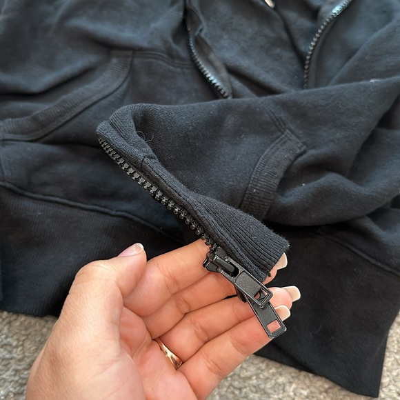 Victoria’s sport size XS zip up jacket - Picture 6 of 6